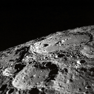 поверхность Луны, кратеры 