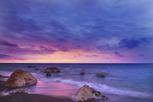 Закат на Плайя-дель-Пеньон-дель-Куэрво,  закат над пляжем, закат над побережьем 