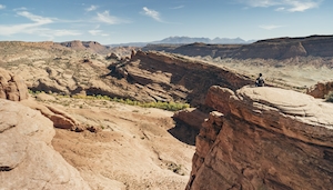 горный пейзаж, каньон днем, панорама каньона 