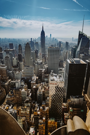 фотография панорамы небоскребов в Нью-Йорке