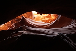 Драконий глаз, Юго-западный Верхний каньон Антилопы, красные скалы каньона