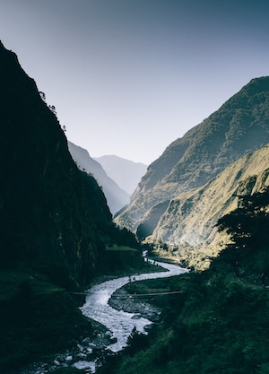 Река в Непале