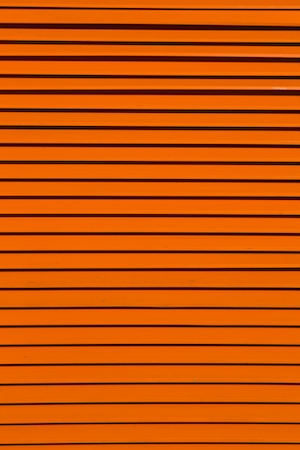 Оранжевая стена в Ливерпуле,