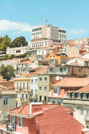 Здания Лиссабона, крыши зданий 