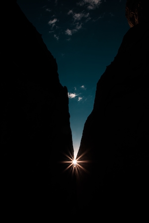 Солнце Против, солнце в сказах каньона 