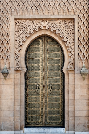 Дверь в башне Хасана