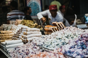 Рынок турецких сладостей в Стамбуле 