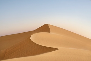 пустынные барханы