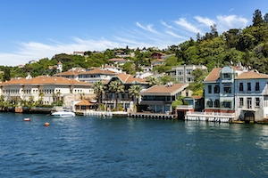 Виды с побережья Богазичи / Босфор из Стамбула, Турция. 
