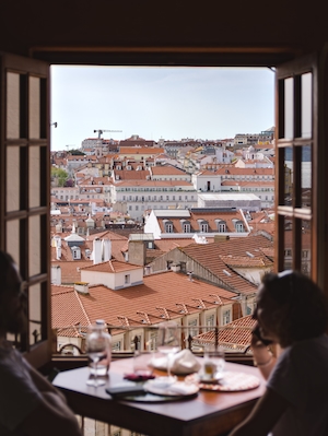 обед с видом на Лиссабон 