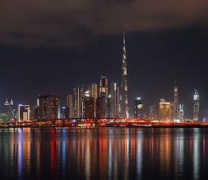 Дубай, ОАЭ ночью