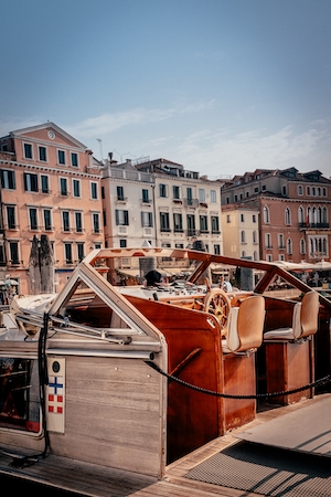 Лодка в Венеции