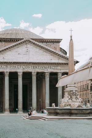 Вид на Римский Пантеон, правая часть 