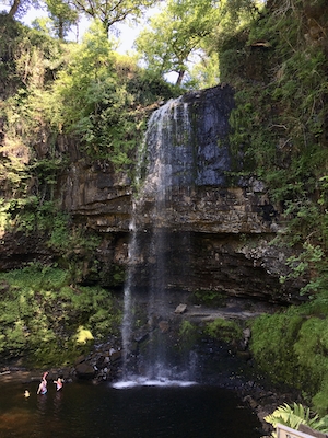 Уэльский водопад