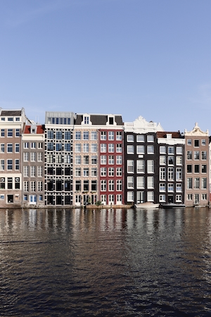 На берегу Амстердамского канала