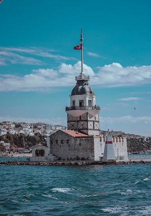 крепость на воде в Стамбуле