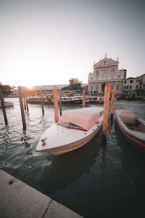 Каналы в Венеции, гондола
