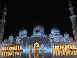 Большая мечеть Абу-Даби 