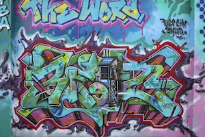 Центр граффити в Орландо.