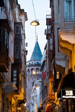 Башня в Стамбуле 