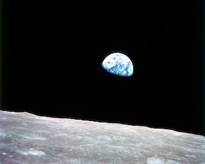 Восход Земли, вид на Землю с поверхности Луны, звездное небо, космическое пространство 