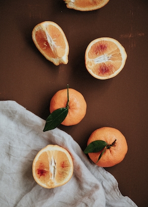 Фотография натюрморта с апельсинами 