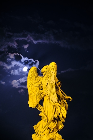 Ангел с копьем, Понте Сант-Анджело ночью